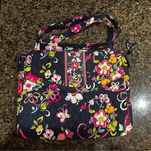 Vera Bradley Tablet Paisley Floral Quilted Women's Bag